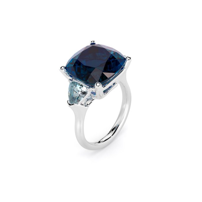 14 k white gold london blue topaz and light blue topaz Sardinia ring